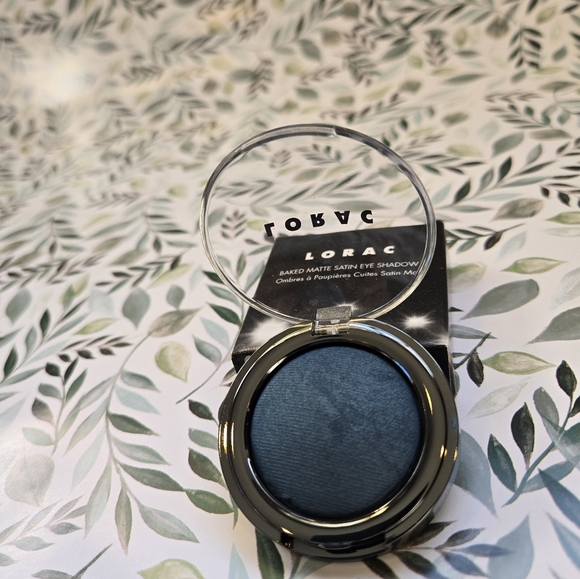 Lorac Baked Matte Satin Eye Shadow "INSIDER" Deep Blue - NIB - Picture 3 of 5